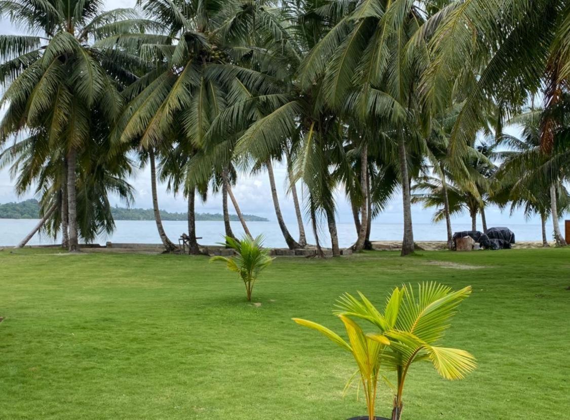 Nasara Resort Mentawai Tua Pejat Exterior foto